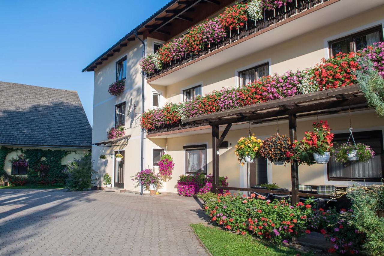 Erlebnisbauernhof Pension Waschnig Sankt Kanzian am Klopeiner See Exterior photo